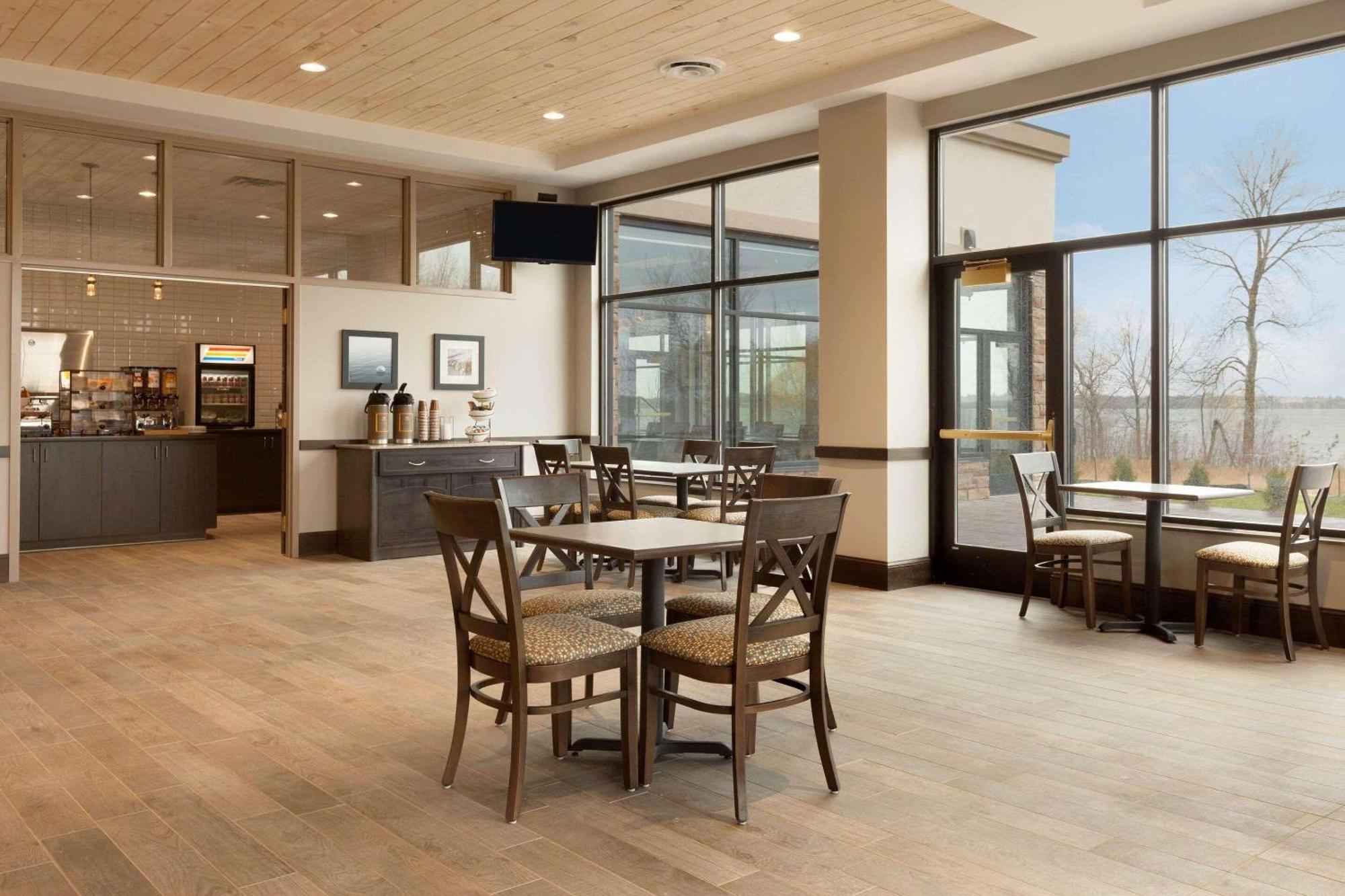 Country Inn & Suites By Radisson, Bemidji, Mn Bagian luar foto